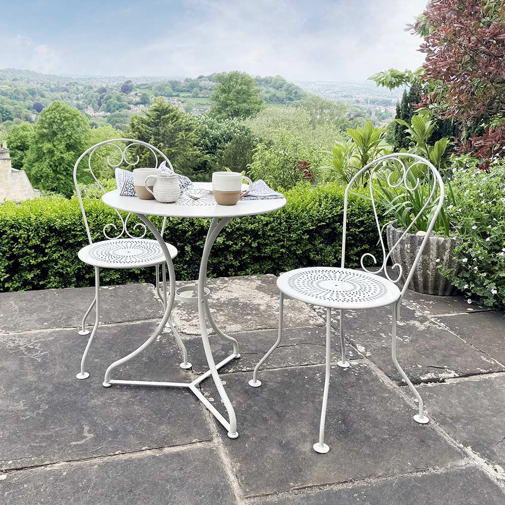 Agriframes Provence Vintage 2-Seat Bistro Set