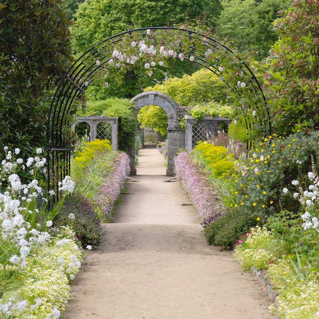 Round Pergola