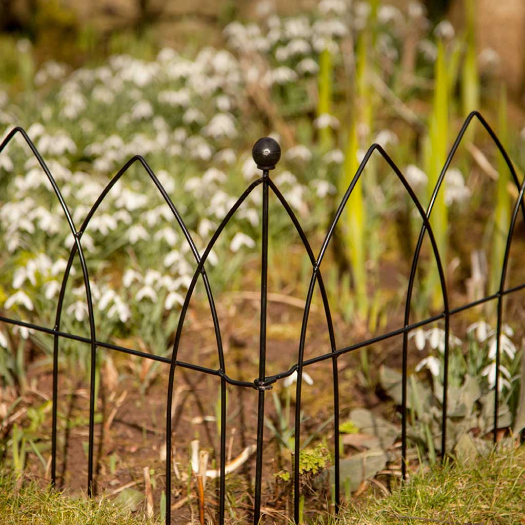 Gothic Lawn Border Edging | Border Edging | Agriframes USA