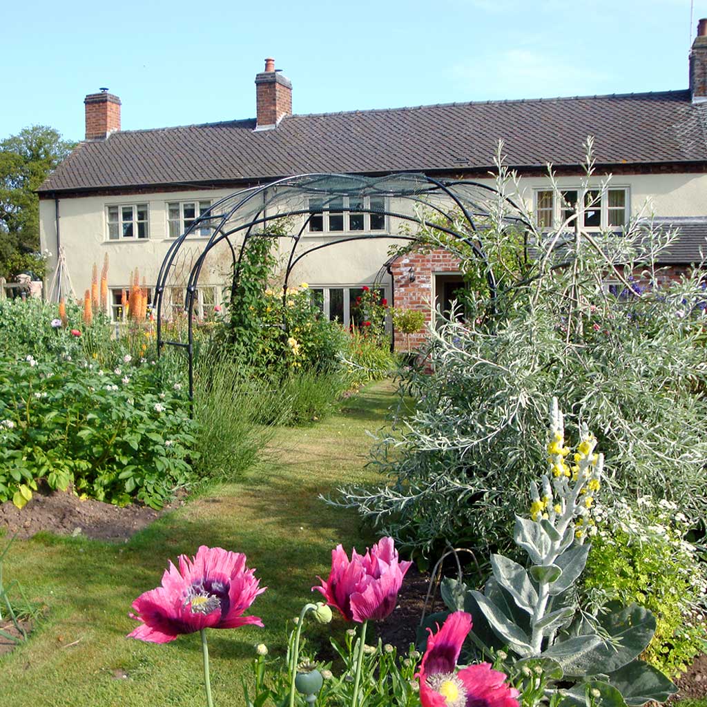 Round Gazebo