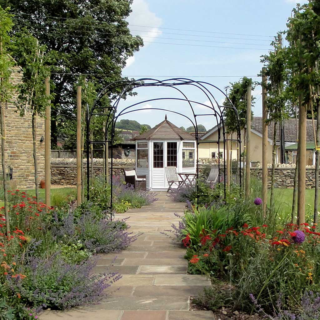 Round Gazebo